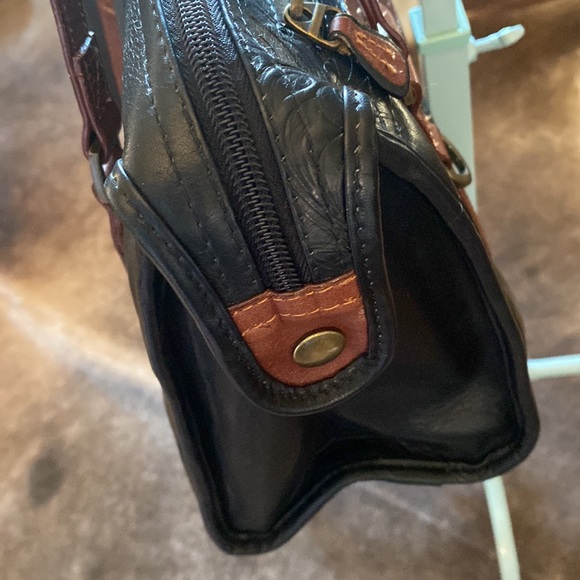SOLD EB. LAND Santa Fe Genuine Leather Bag Black - Picture 4 of 9